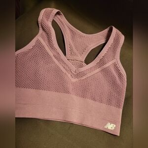New Balance Women's Lavender Mesh Sports Bra Medium